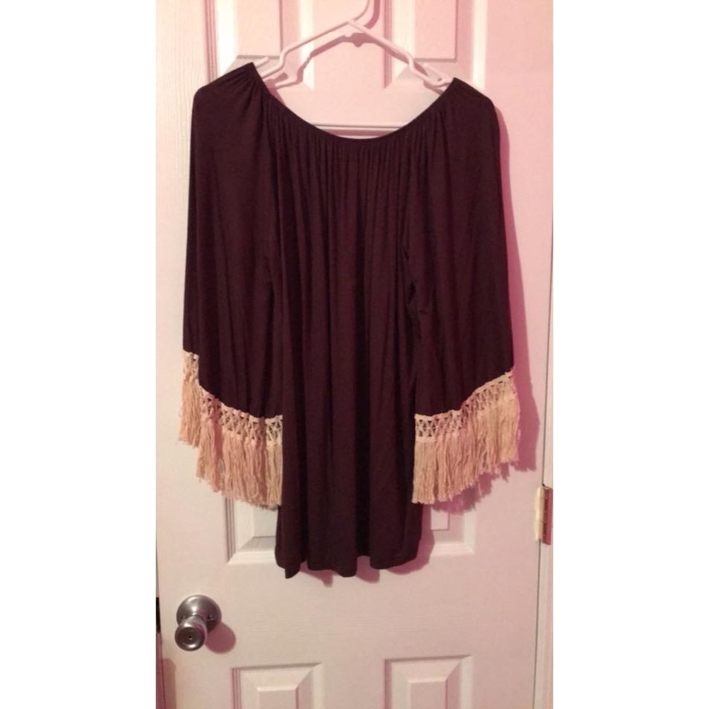 Brown fringe sleeve blouse